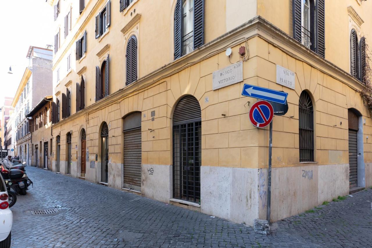 Borgo Vittorio St. Peter Apartments Rome Exterior photo